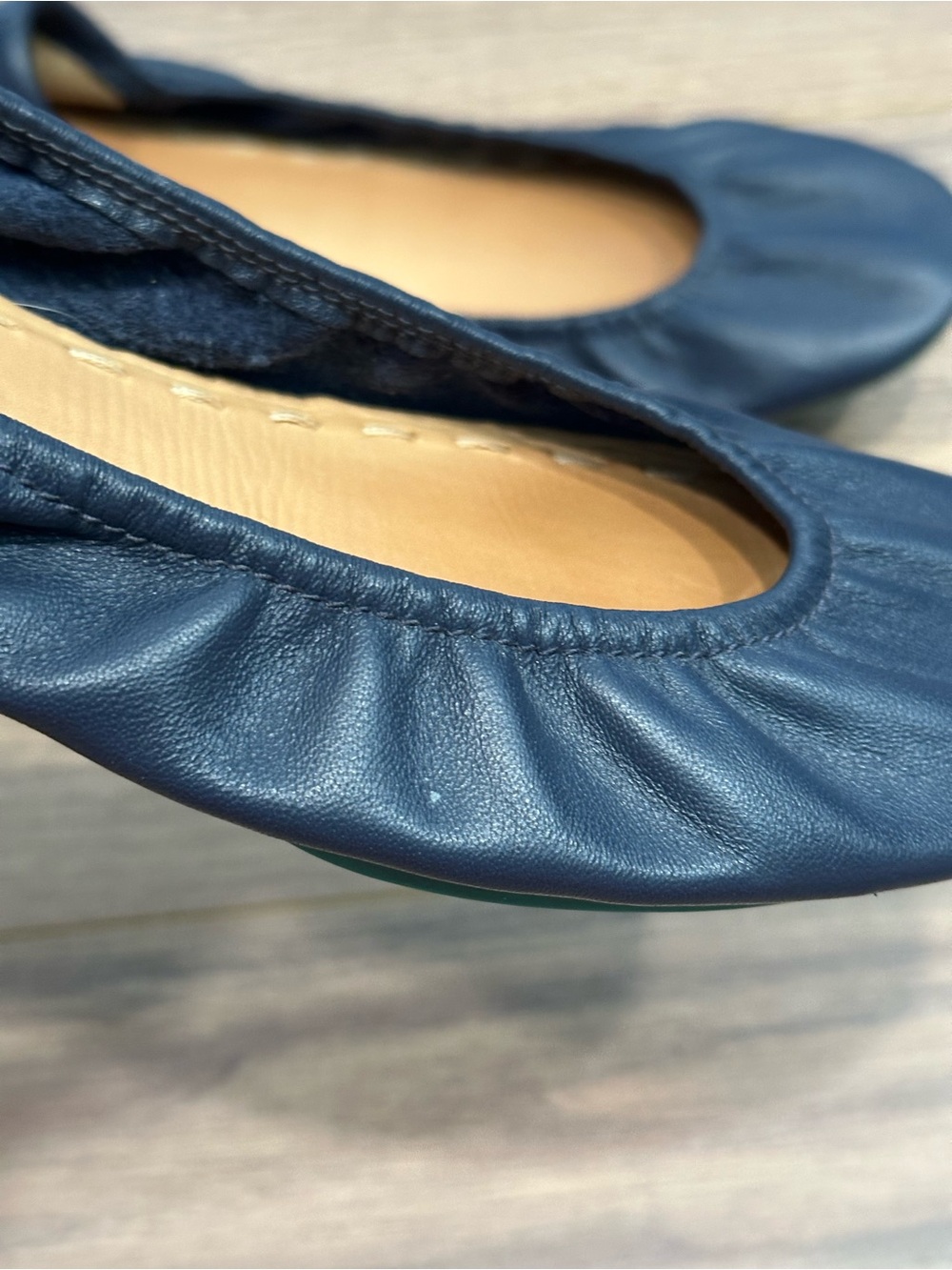 Tieks by Gavrieli Leather Foldable Ballet Flats Teal Soles in Navy Blue Size 9 - Picture 5 of 10